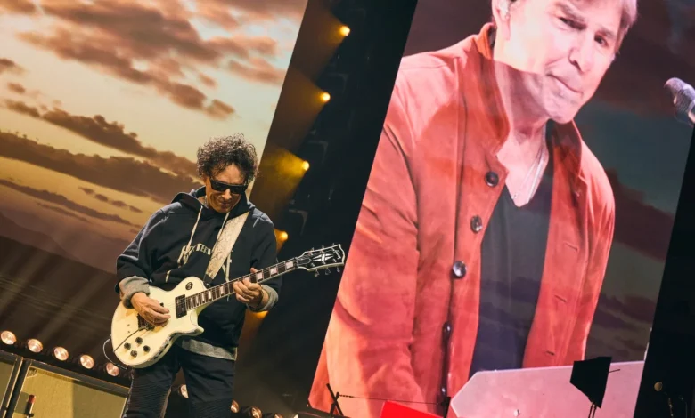 Neal Schon, Jonathan Cain, Arnel Pineda Speak