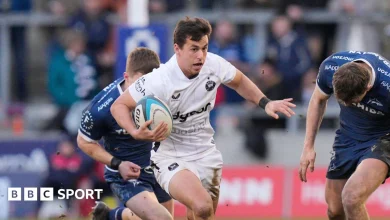 Neil Le Roux: Scrum-half leaves Bath to return to South Africa