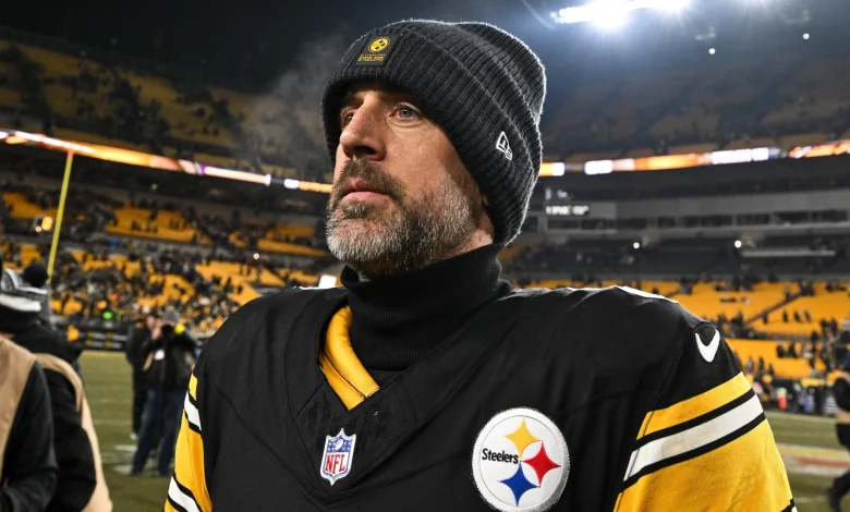 New Aaron Rodgers Rumors on Timeline for Decision on Retirement, Steelers Return amid NFL Draft Week