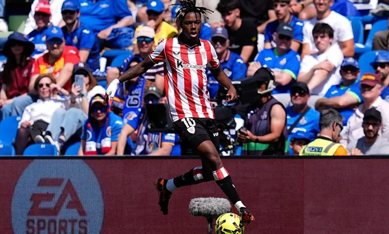 Nico Williams regresa tras dos meses de tratamiento de su pubalgia