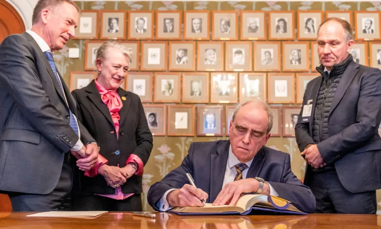 Nobel Prize Committee condemns Russian move to criminalise rights group