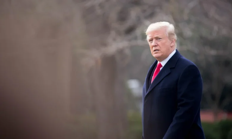 Oil Falls 2% as Trump Says U.S. Will Exit Iran 'Pretty Quickly'