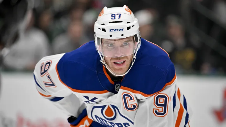 Oilers' Connor McDavid ties Gordie Howe, Mario Lemieux in Art Ross NHL history