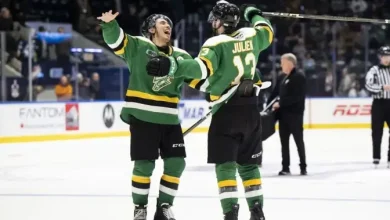 Oilers sign Nicholl to entry-level contract