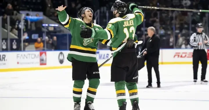 Oilers sign Nicholl to entry-level contract