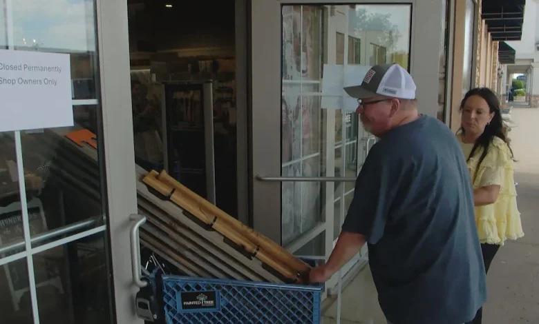 Painted Tree Boutiques closures leave hundreds of vendors scrambling