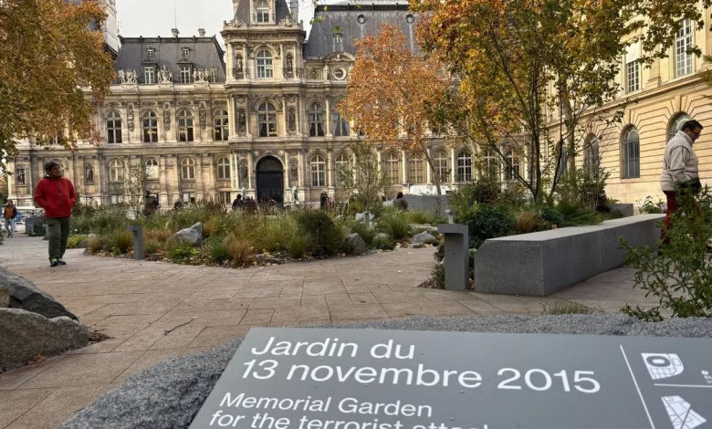 Paris : le jardin mémoriel en hommage aux victimes des attentats du 13 Novembre dégradé, la Ville porte plainte