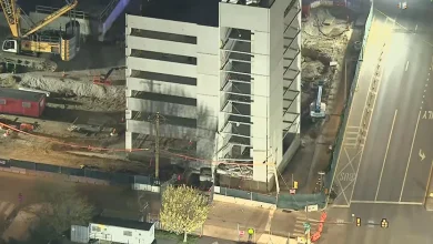Parking garage collapses in Grays Ferry, Philadelphia; 1 dead, search for 2 others underway