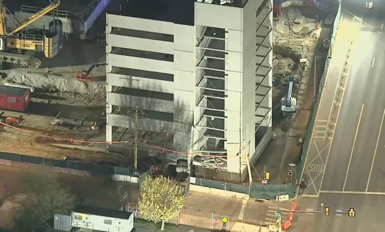 Parking garage collapses in Grays Ferry, Philadelphia; 1 dead, search for 2 others underway