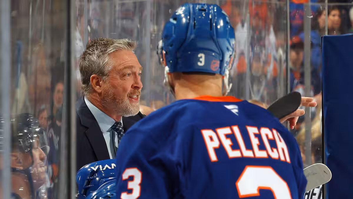 Patrick Roy a-t-il trop parlé de ses conquêtes de la coupe Stanley aux joueurs des Islanders? «C’est complètement ridicule», assure Mathew Barzal