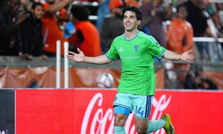 Paul Rothrock bags late winner