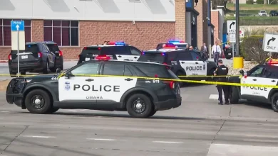 Police fatally shoot attempted kidnapper with knife at Omaha Walmart