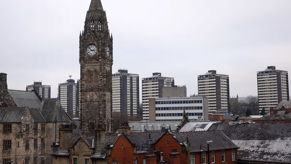 Police slap 48-hour dispersal order on Rochdale town centre after youth disorder