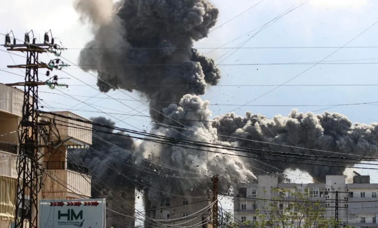 Pope welcomes Middle East ceasefire, invites faithful to join prayer vigil for peace