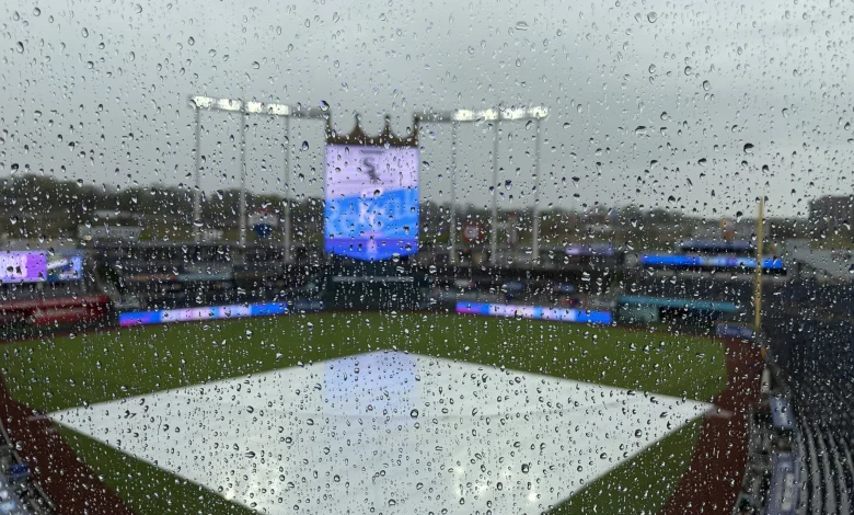 Pregame notes: Maybe they'll just get rained out instead
