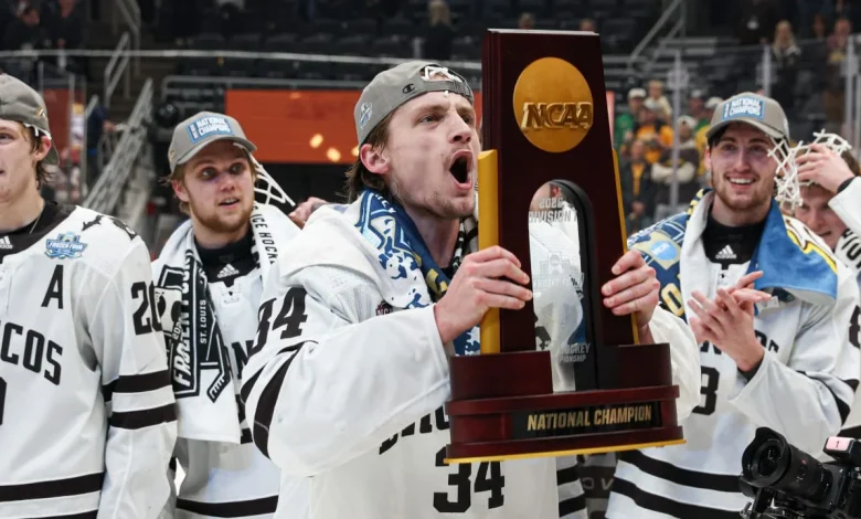 RELEASE: Oilers sign forward Owen Michaels