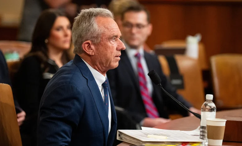 RFK Jr. distances himself from measles outbreak, bashes Tylenol study – Roll Call