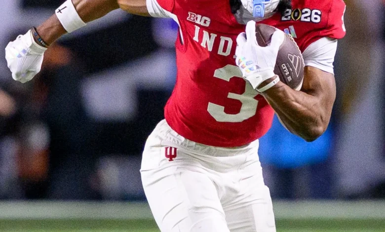 Ranking hot, lukewarm, and cold prospects for the 49ers at each pick