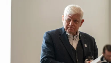 Rep. John Larson files articles of impeachment against Trump