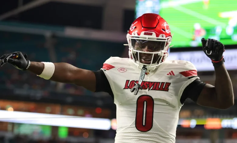 Report: Louisville WR Chris Bell ahead of schedule in his rehab