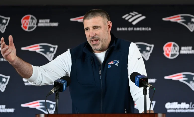 Report: Mike Vrabel won't be participating in Patriots' pre-draft press conference