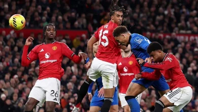 Rio Ferdinand presses Carrick for big Heaven and Yoro decision ahead of Leeds test