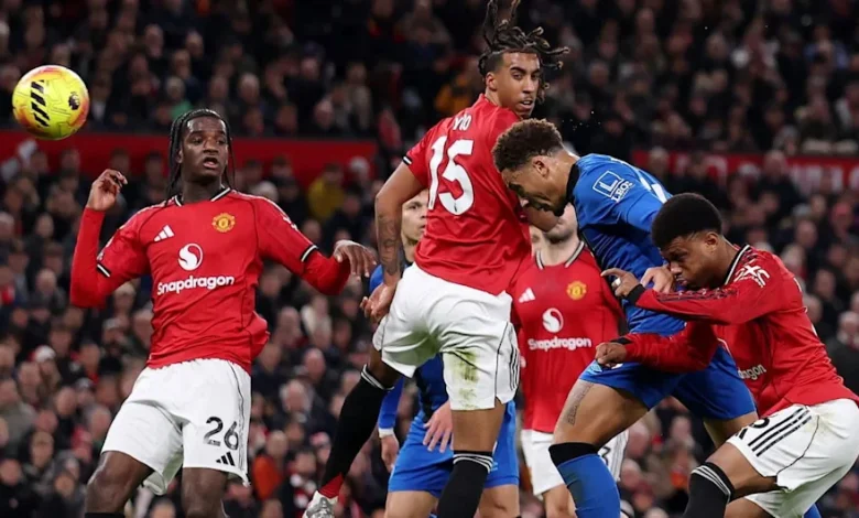Rio Ferdinand presses Carrick for big Heaven and Yoro decision ahead of Leeds test