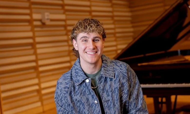 SUNY Fredonia's Lucas West advances to tonight's finale of 'The Voice'