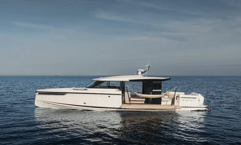 Saxdor 460 GTC la barca di 14 metri con la tuga totalmente apribile