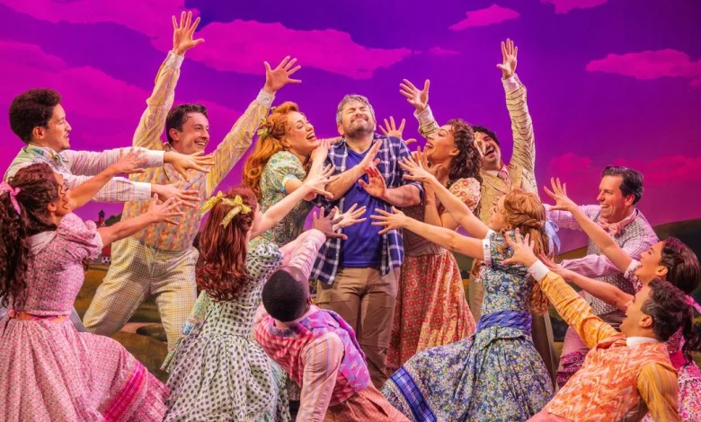 Schmigadoon! Brings Its Inside Jokes to Its Ancestral Home