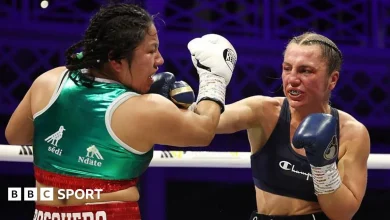 Scotney vs Flores: Ellie Scotney becomes Britain's youngest undisputed champion