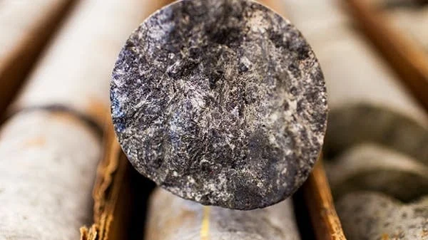 Senate votes 50-49 to overturn mining ban near Boundary Waters - MPR News