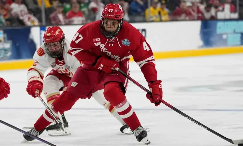 Senators sign forward Blake Montgomery to entry-level contract