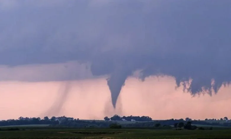 Severe storms today, then a colder weekend