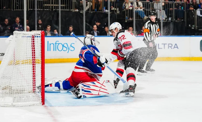 Shesterkin makes 22 saves, Rangers top Devils to win 3rd straight