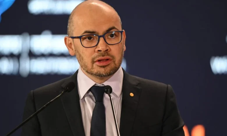 Silicon Valley has no monopoly on AI brainpower. That’s why Demis Hassabis is happy to stay in the U.K.