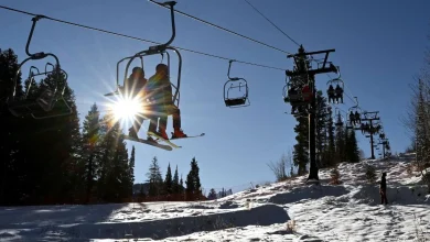 Skiers sue 2 major resort owners over lift ticket prices