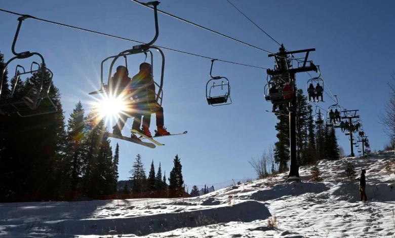 Skiers sue 2 major resort owners over lift ticket prices