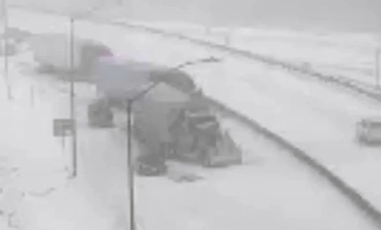 Snow Chaos: 75+ Vehicle Pileup Shuts Down Colorado’s I-70