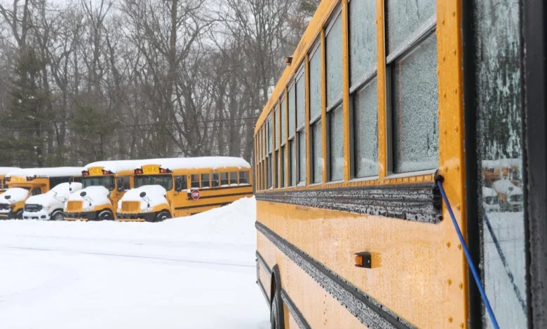 Some Minnesota schools announce closings, virtual learning on Thursday due to snow