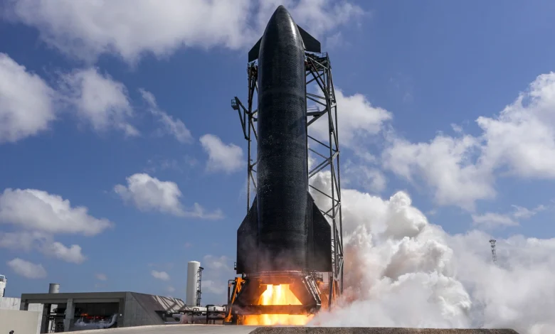 SpaceX fires up next-gen 'Version 3' Starship ahead of landmark May test flight (photos)