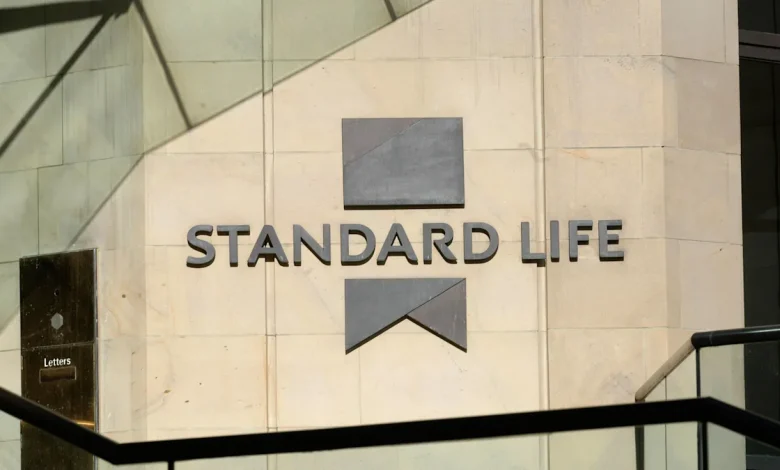 Standard Life strikes £2bn deal to buy Aegon UK