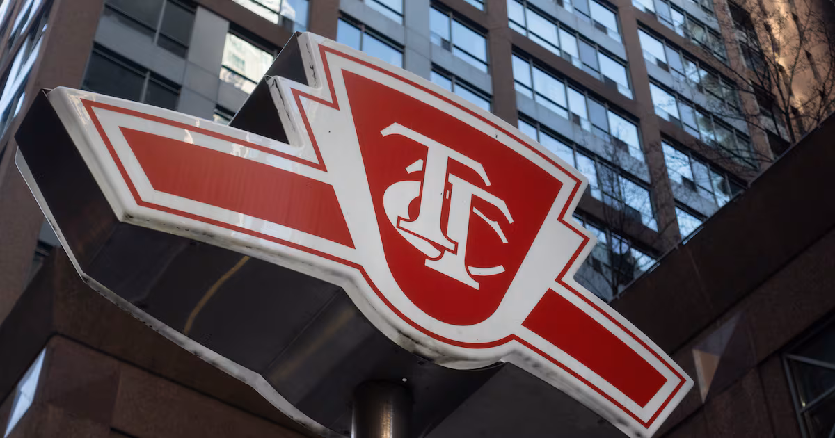 Subway service suspended on stretch of Line 2 after hydraulic oil spill: TTC