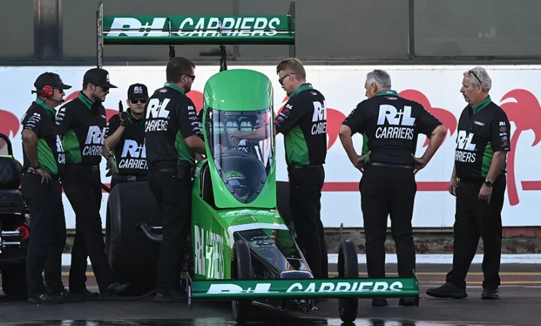 Sunday News and Notes from the Lucas Oil NHRA Winternationals