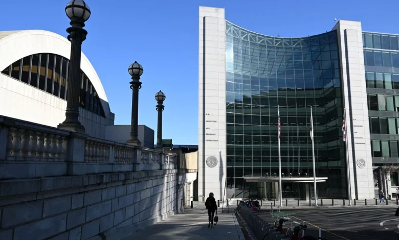 Supreme Court Voices Little Interest in More Curbs on SEC