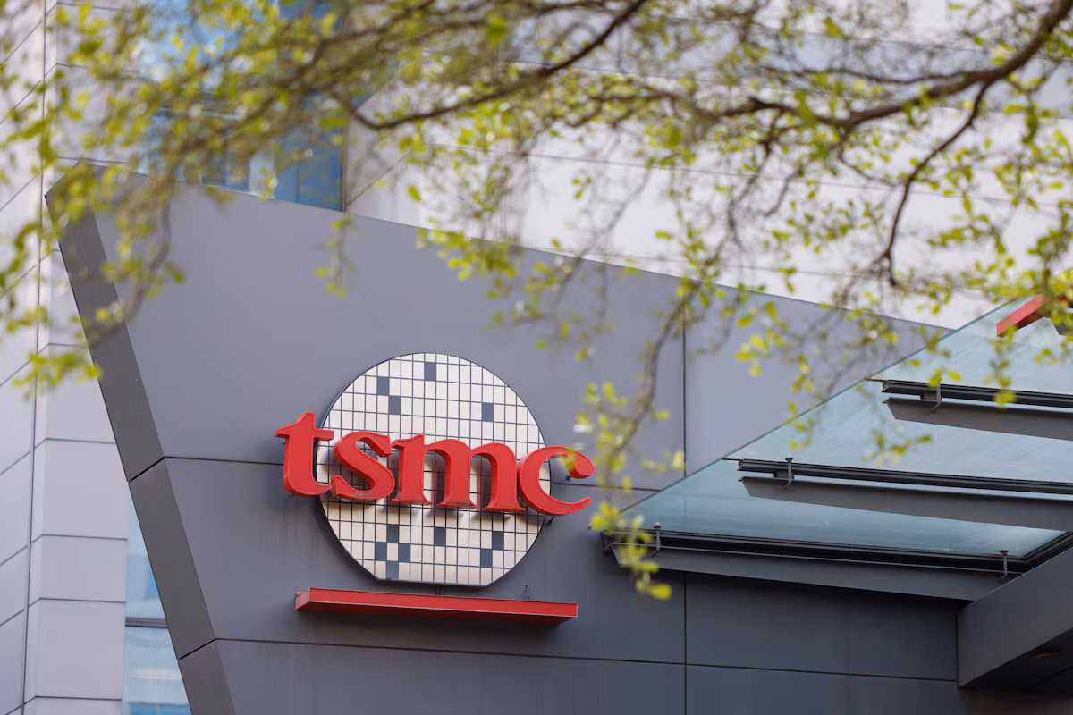 TSMC lifts revenue forecast, pledges more capital spending to meet AI chip demand
