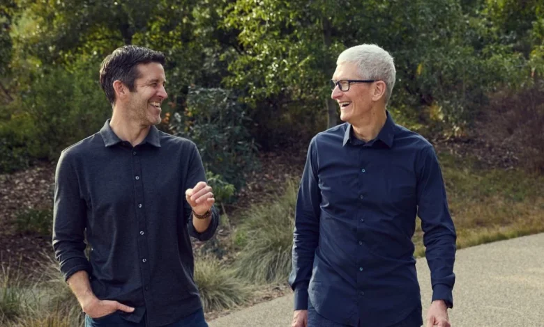 Tech leaders, Trump, and more react to Tim Cook stepping down as Apple CEO