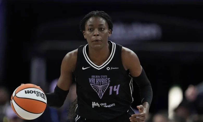 Tempo sign centre Temi Fagbenle to reported one-year, $1-million deal