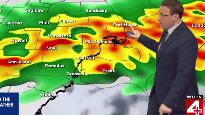 The 2-hour window when we’re expecting line of strong to severe storms in Metro Detroit