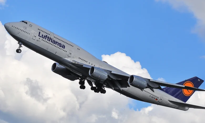 The US Air Force Is Buying Up Used Jumbo Jets, And It's Not Hard To See Why